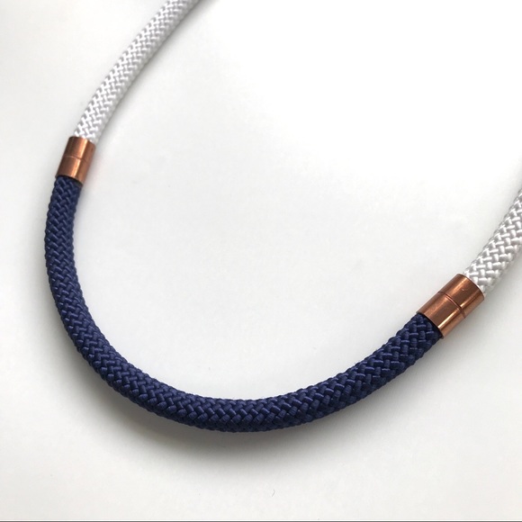 Statement necklace white and blue with copper pieces - Picture 3 of 3